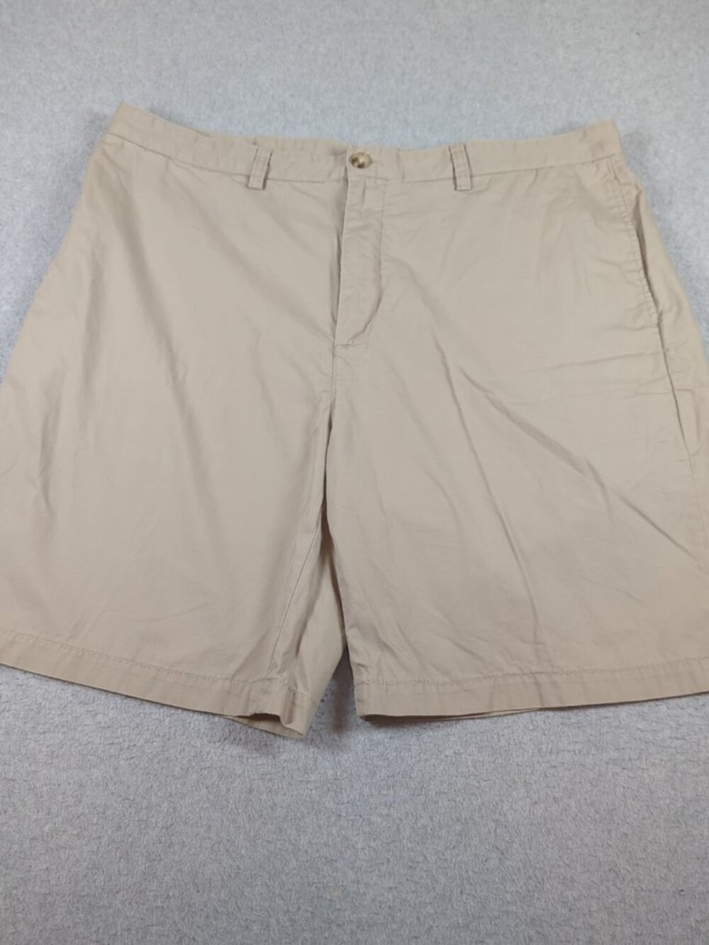 Vineyard Vines Club Shorts Men's 40 Beige Flat Front Casual Chino Preppy Classic